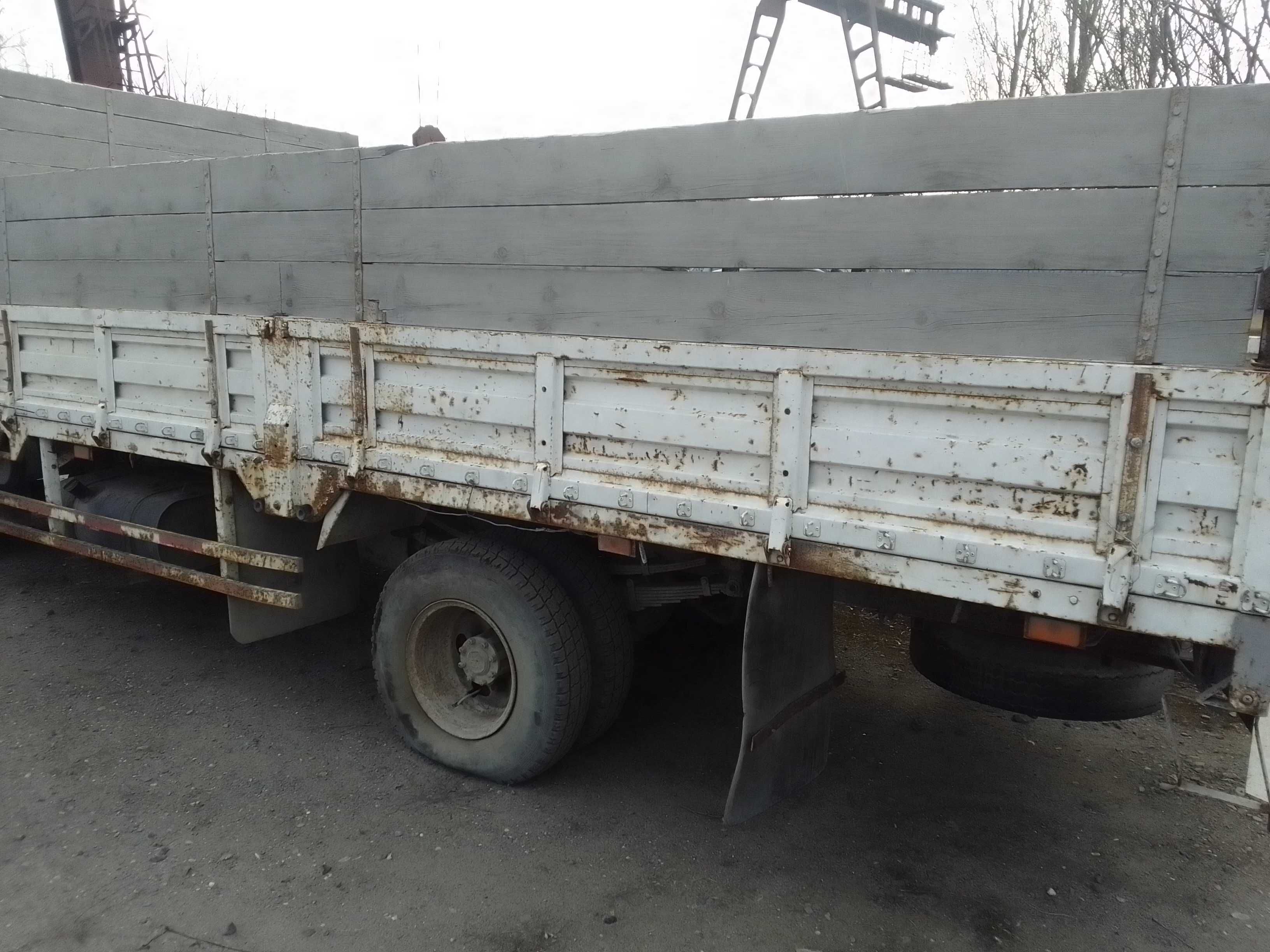 FAW  1051 бортовий.