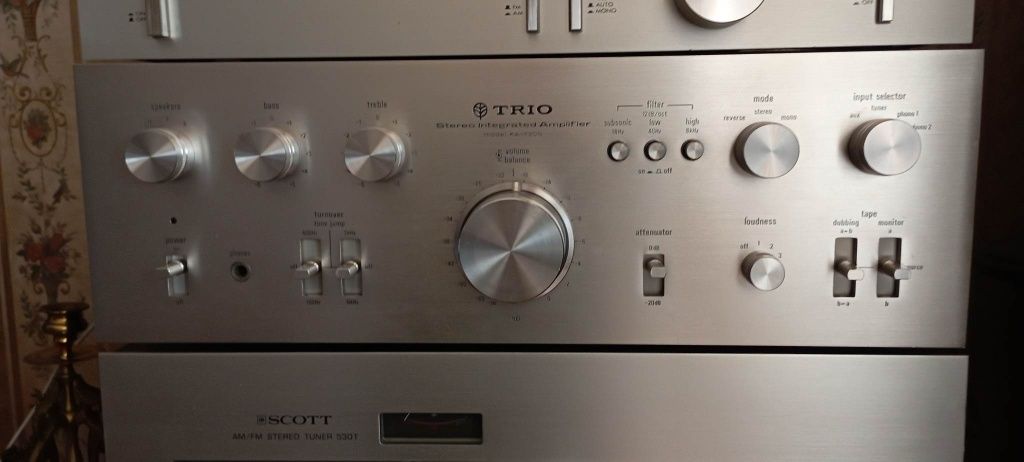 Продам усилитель TRIO  KA-7300