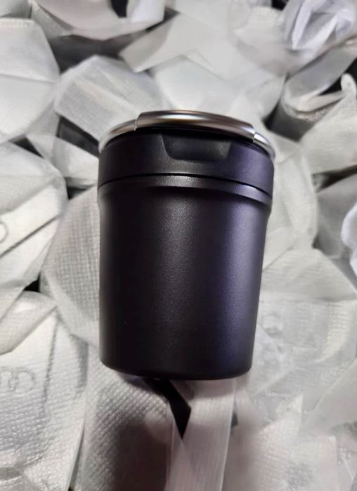 Автомобільна пепельниця попільничка ауді audi