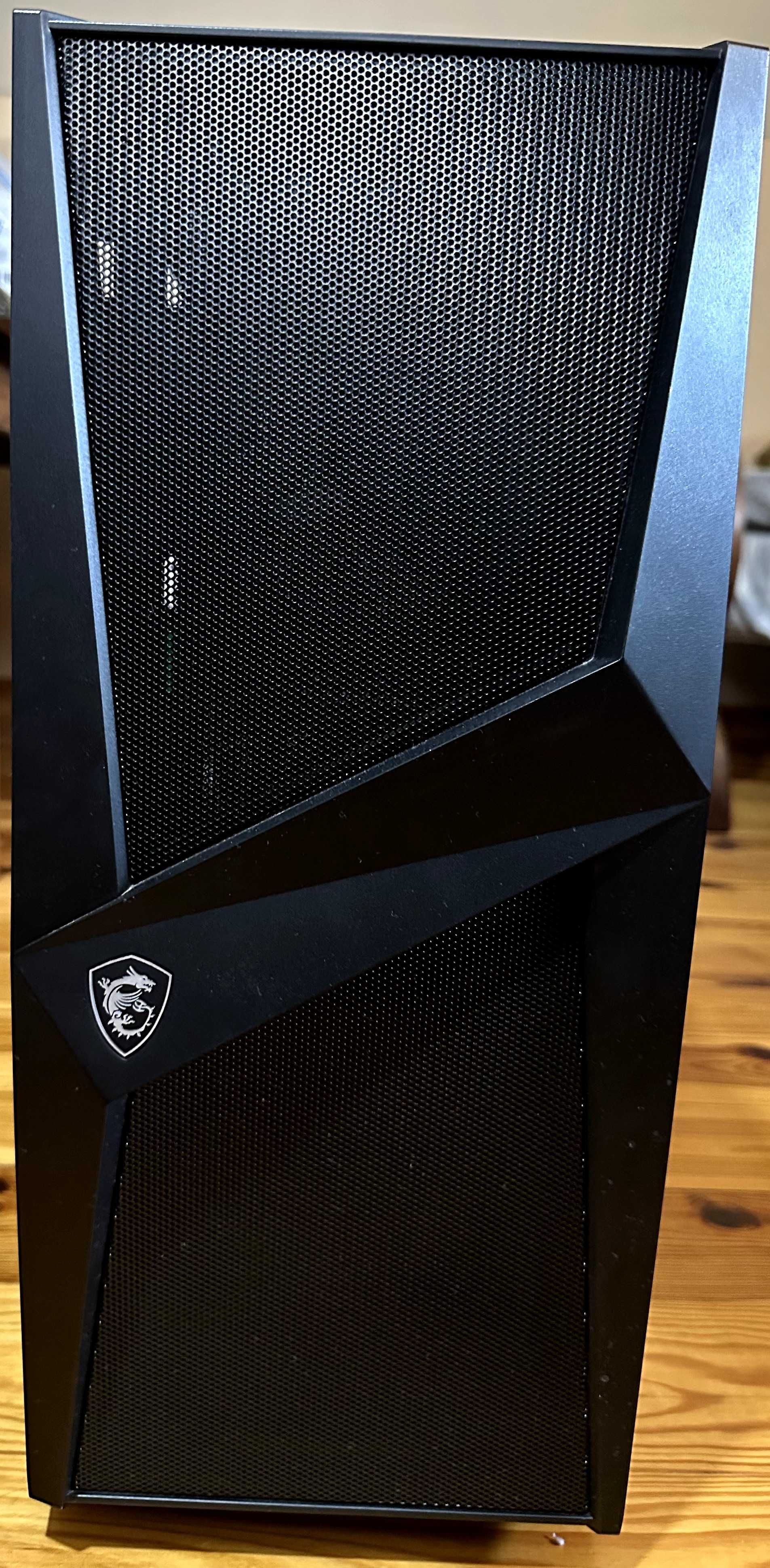Komputer i dwa monitory  RTX3060 12GB /  I5-10400F CPU 2.90GHz 1TB SSD