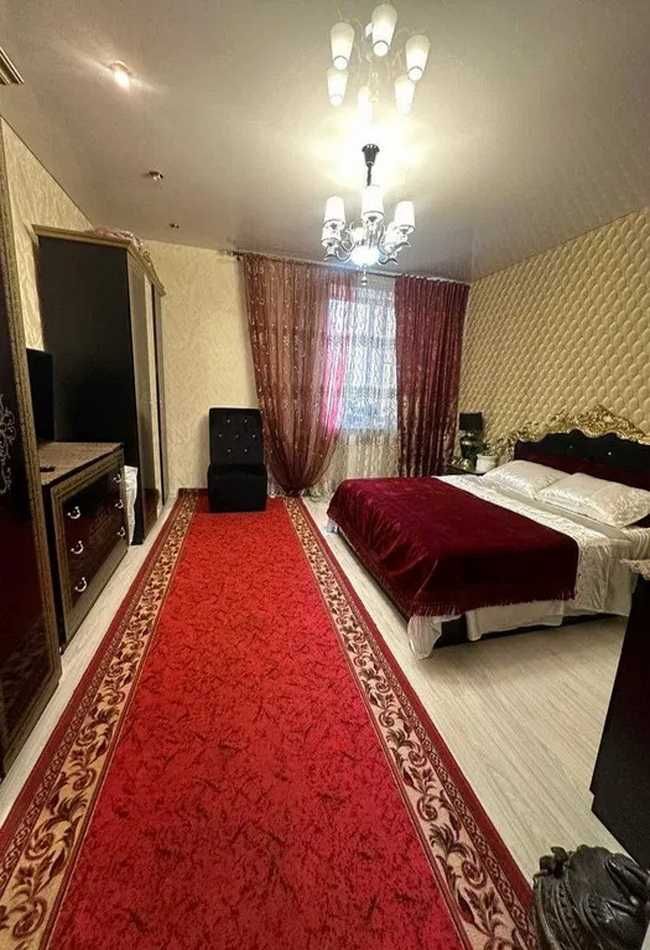 shev-01 Трехкомнатная квартира в новом, кирпичном доме на Старицкого.