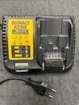 DeWalt DCB115 Ładowarka do akumulatorów baterii De Walt