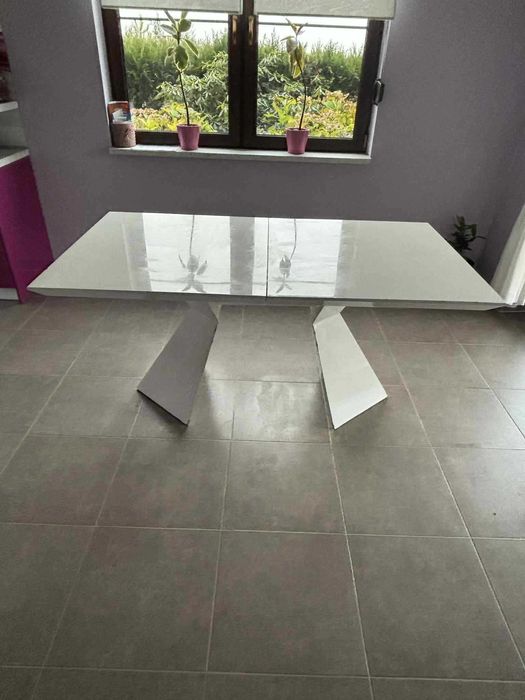 Stół kuchenny -rozkładany