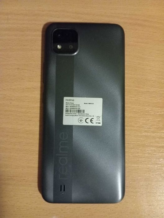 Продам телефон Realme