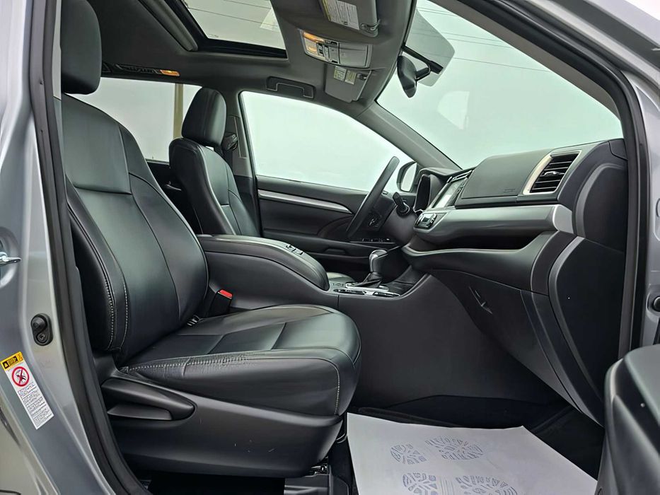 Toyota Highlander      2015