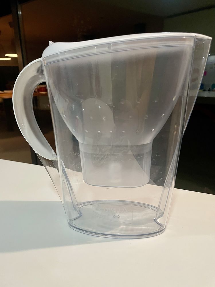 Jarro para Agua + filtros BRITA