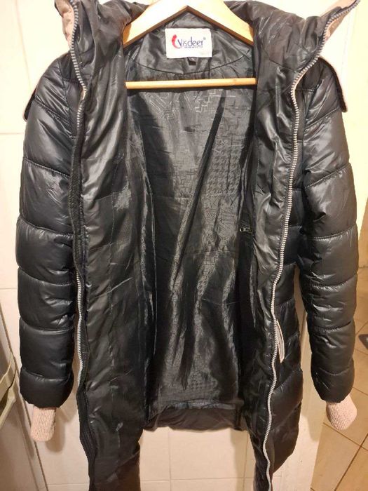 Куртка жіноча з капюшоном