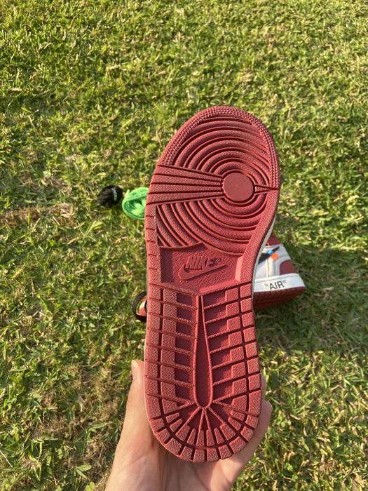 Air Jordan 1 “Chicago” Off White - Tamanho 42