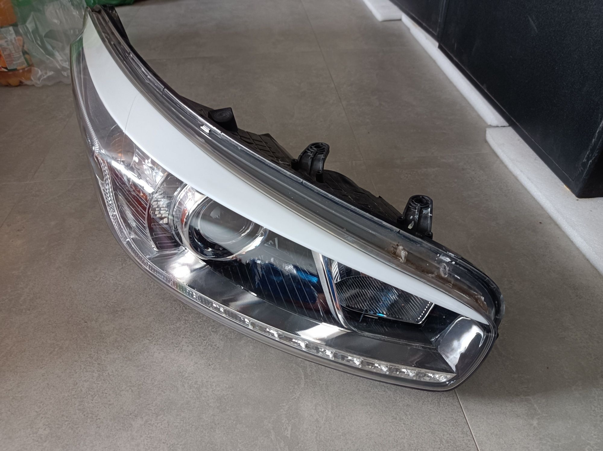 Kia ceed II GT  12-2017 xenon LED prawy reflektor lampa