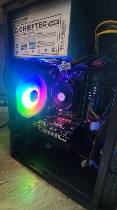 Sprzedam komputer do nauki: GTX 750 Ti + AMD Athlon X4 FM2+