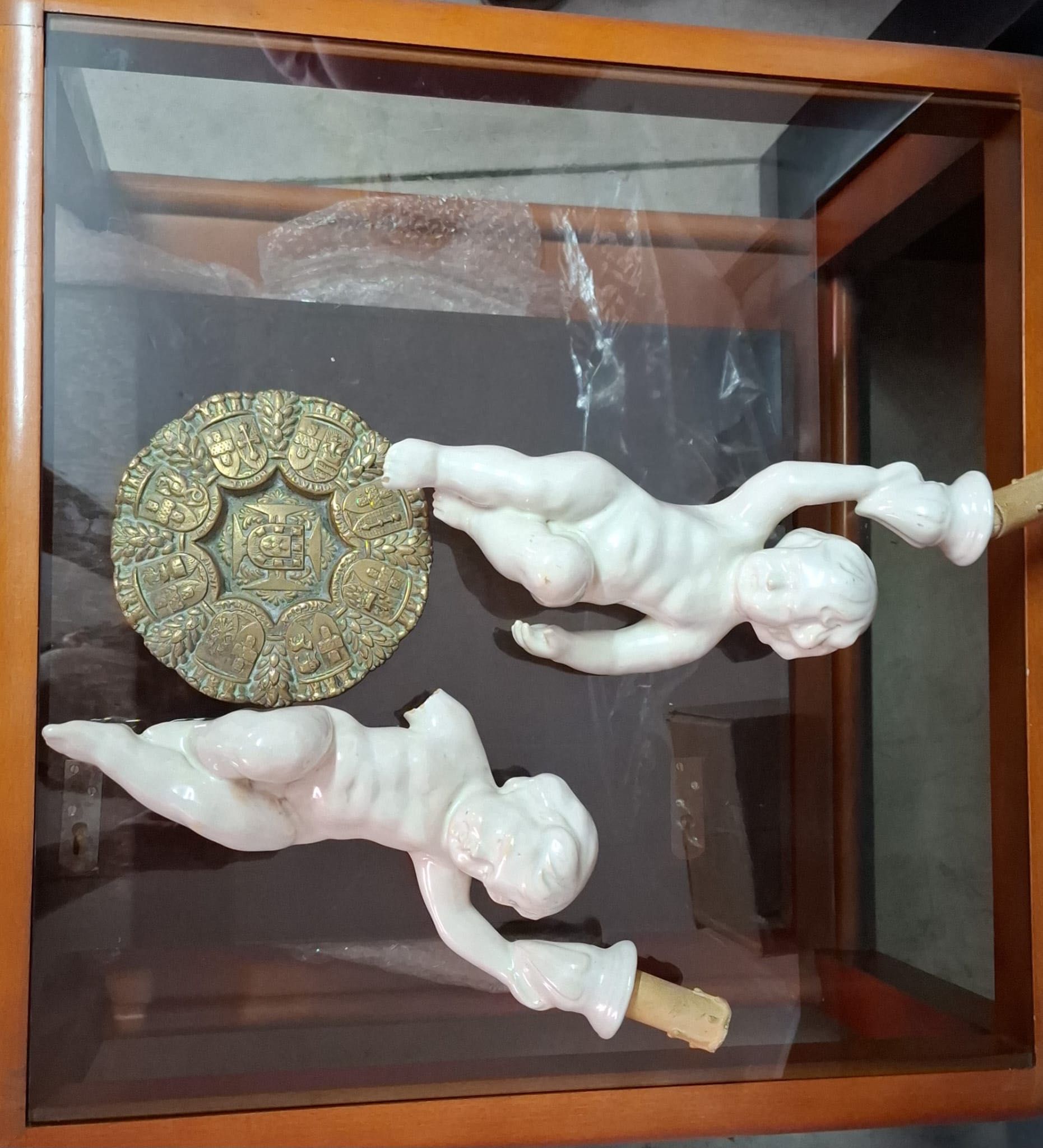 Par candeeiros Puttis Fábrica de Sant'Anna & Cinzeiro em Bronze.