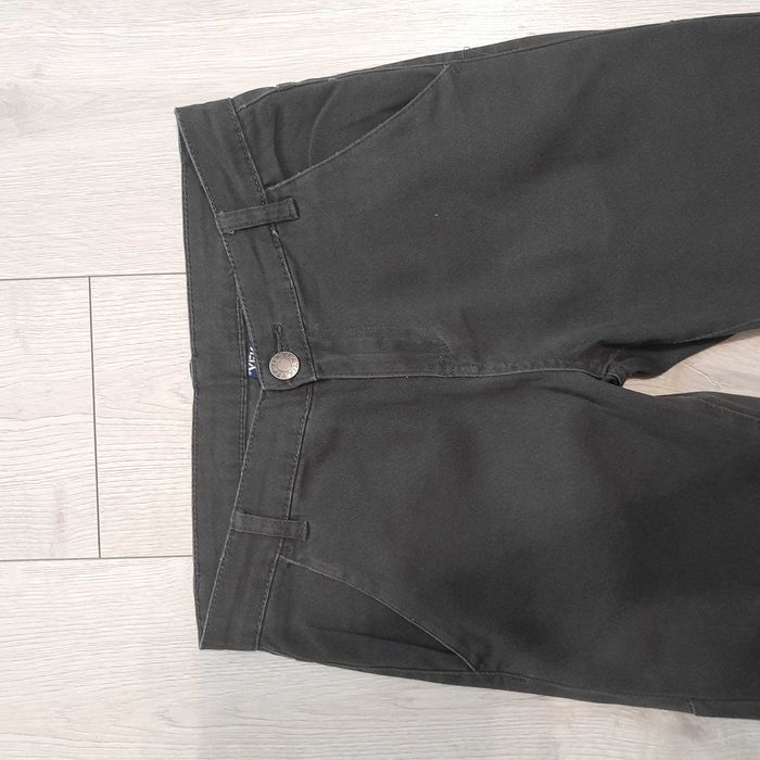 Eleganckie spodnie chłopięce