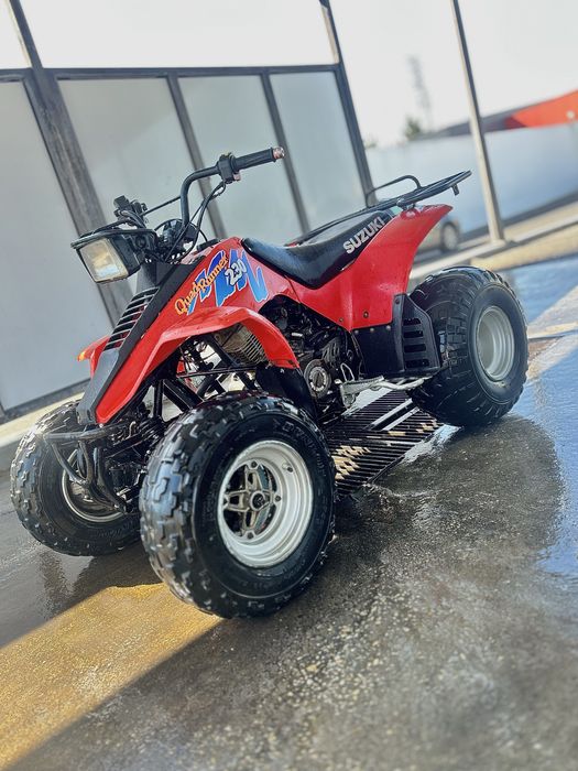 Moto 4 Suzuki lt230