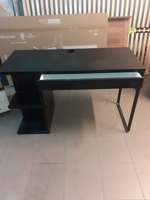 Sprzedam biurko i regalik ikea