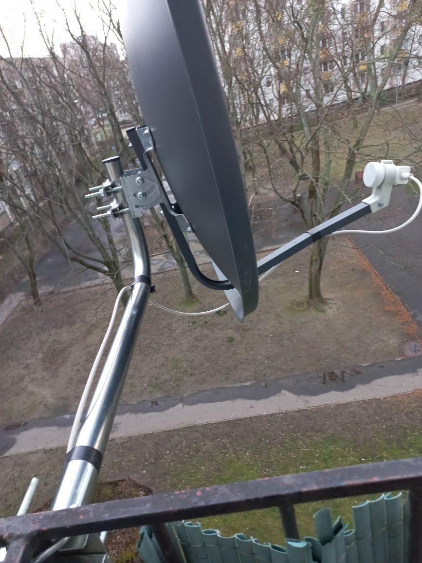 Antena satelitarna 80×90 uchwyt i konwerter, kabel