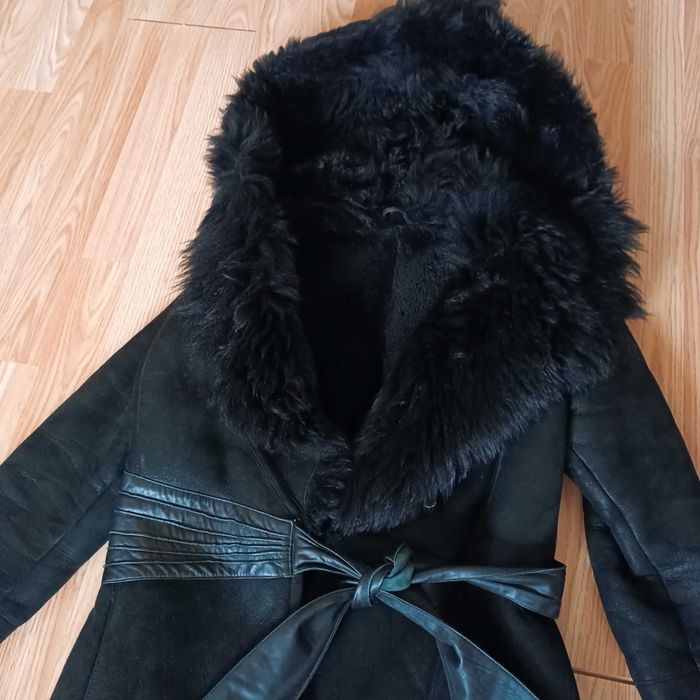 Дублёнка женская  б/у натуральный мех размер М