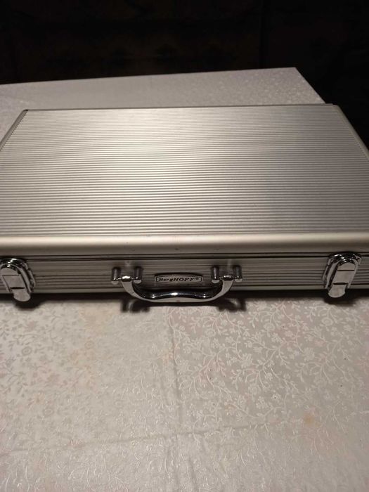 Набор для гриля  BergHoff Cubo для барбекю 33 предмета 1108325 новый