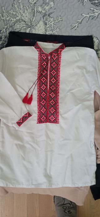 Вишиванка на хлопчика 10-12 років