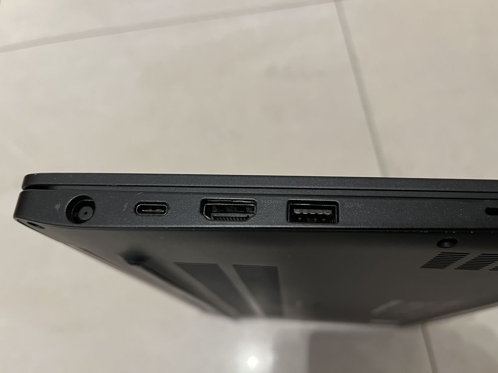 Dell Latitude 7390 i5-8350U 16GB RAM SSD 256GB FHD Windows11