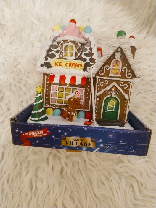 Domek do miasteczka świątecznego lampki LED Boże Narodzenie