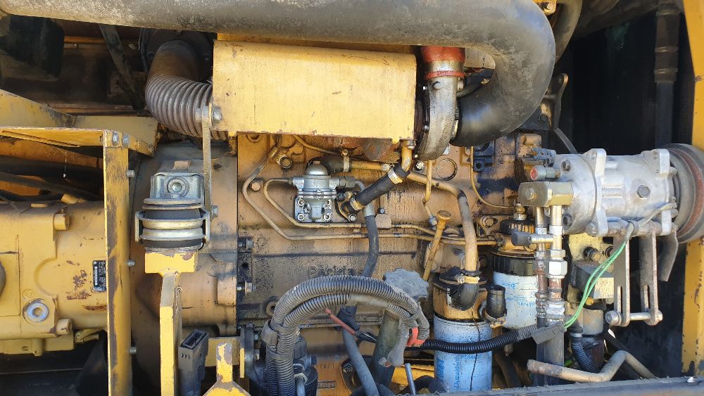 koparka cat m 315 m 318 części pług lemiesz siłownik silnik ramie wał