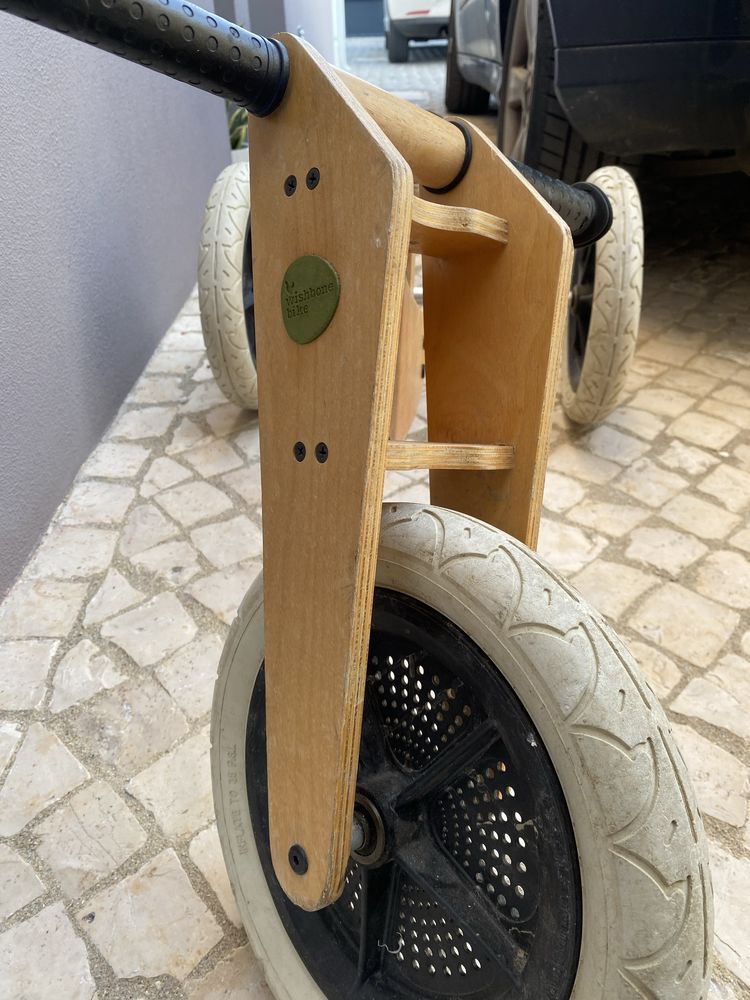 Triciclo whisbone bike