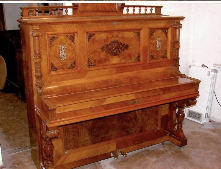 Pianino eklektyczne z 1880 r
