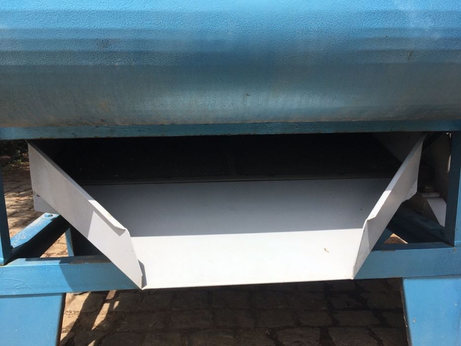 Malhadeira / Debulhadora de Milho