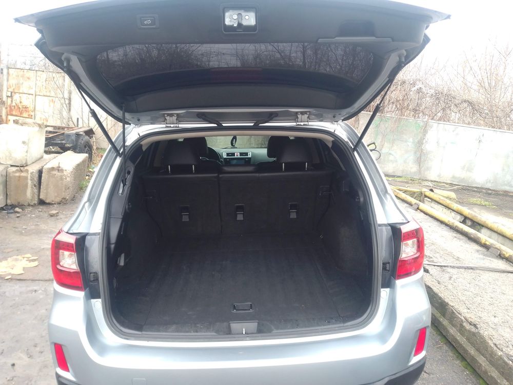 Subaru outback продам