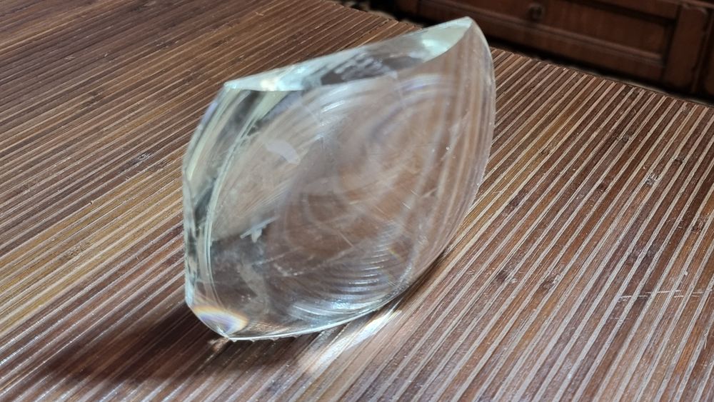 Лупа увеличительная ( линза)