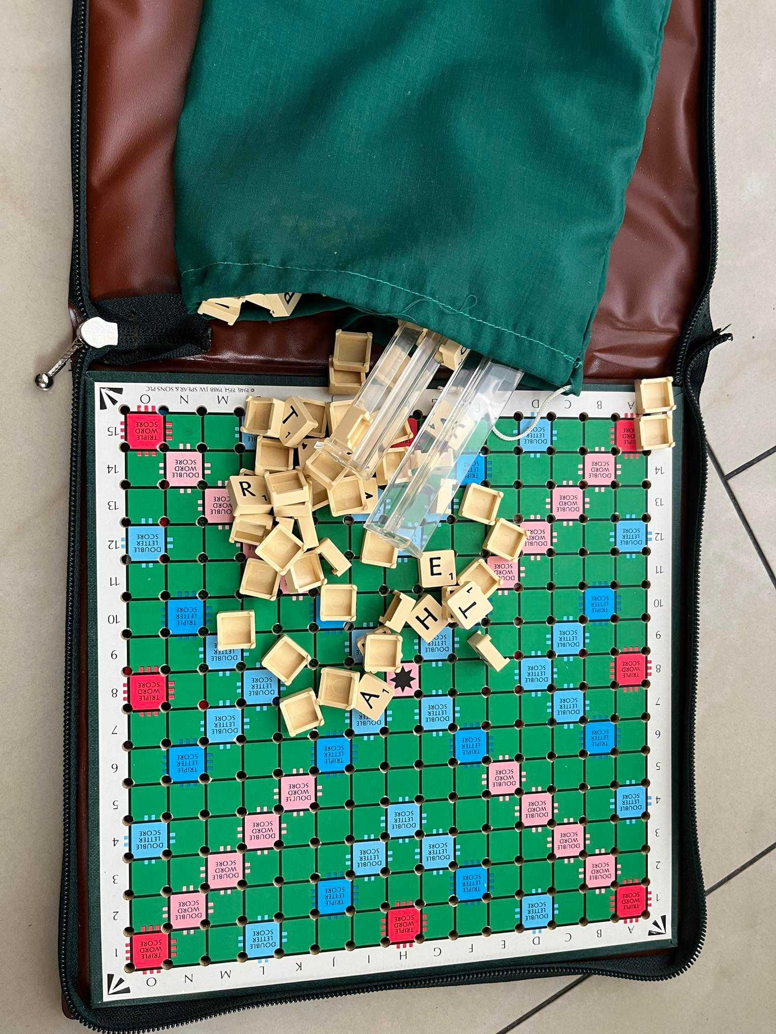 Scrabble podróżne wersja angielska Spear's Games