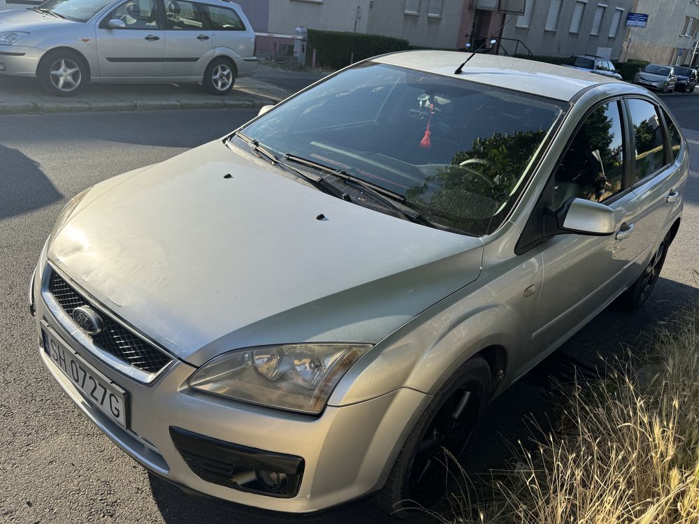 Ford focus 1.6, benzyna gaz, 2007, problem jest w silniku