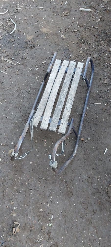 Sanki  zimowe dla dzieci