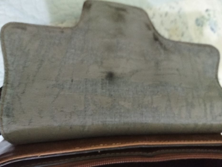 Продам сумочку з натуральної шкіри