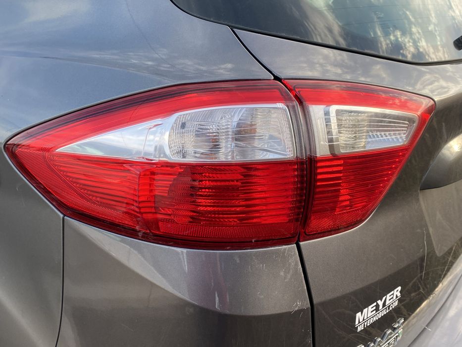 Двері передні задні права ліва Ford C-Max 11-18 форд с макс мк2