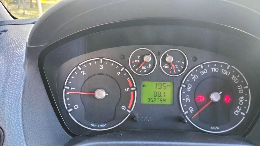 Ford Fiesta 1.4 TDCI comercial