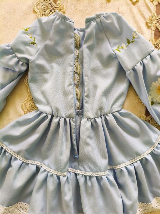 Вишиті сукні для дівчаток