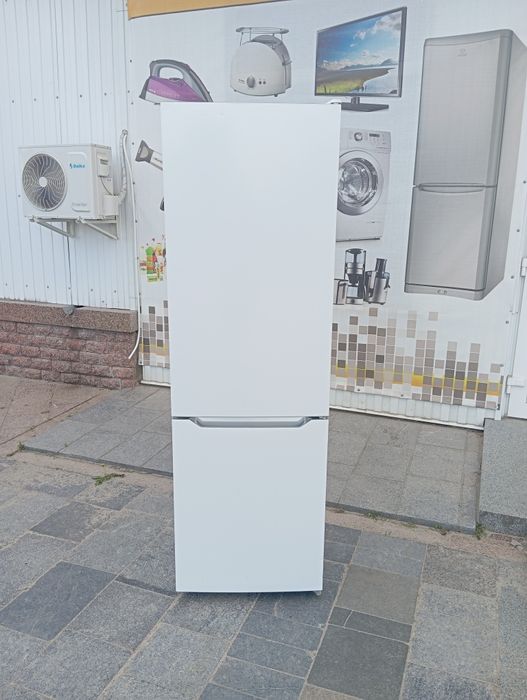 Холодильник Hanseatic 185см из Германии Состояние нового Гарантия