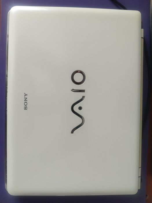Ноутбук sony varo VGN-CR11SR б/у