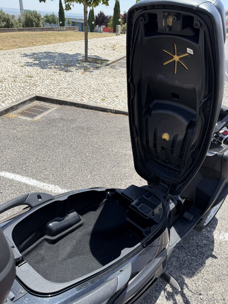 Piaggio Mp3 300cc bussines LT 2017