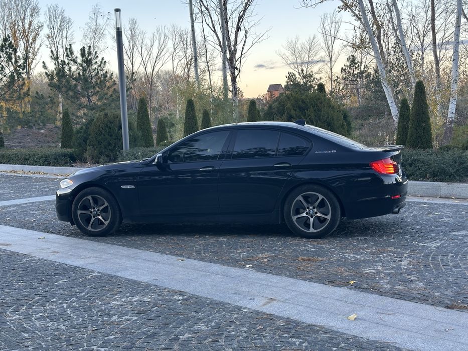 Продам БМВ Ф10 535 гибрид В хорошем состоянии