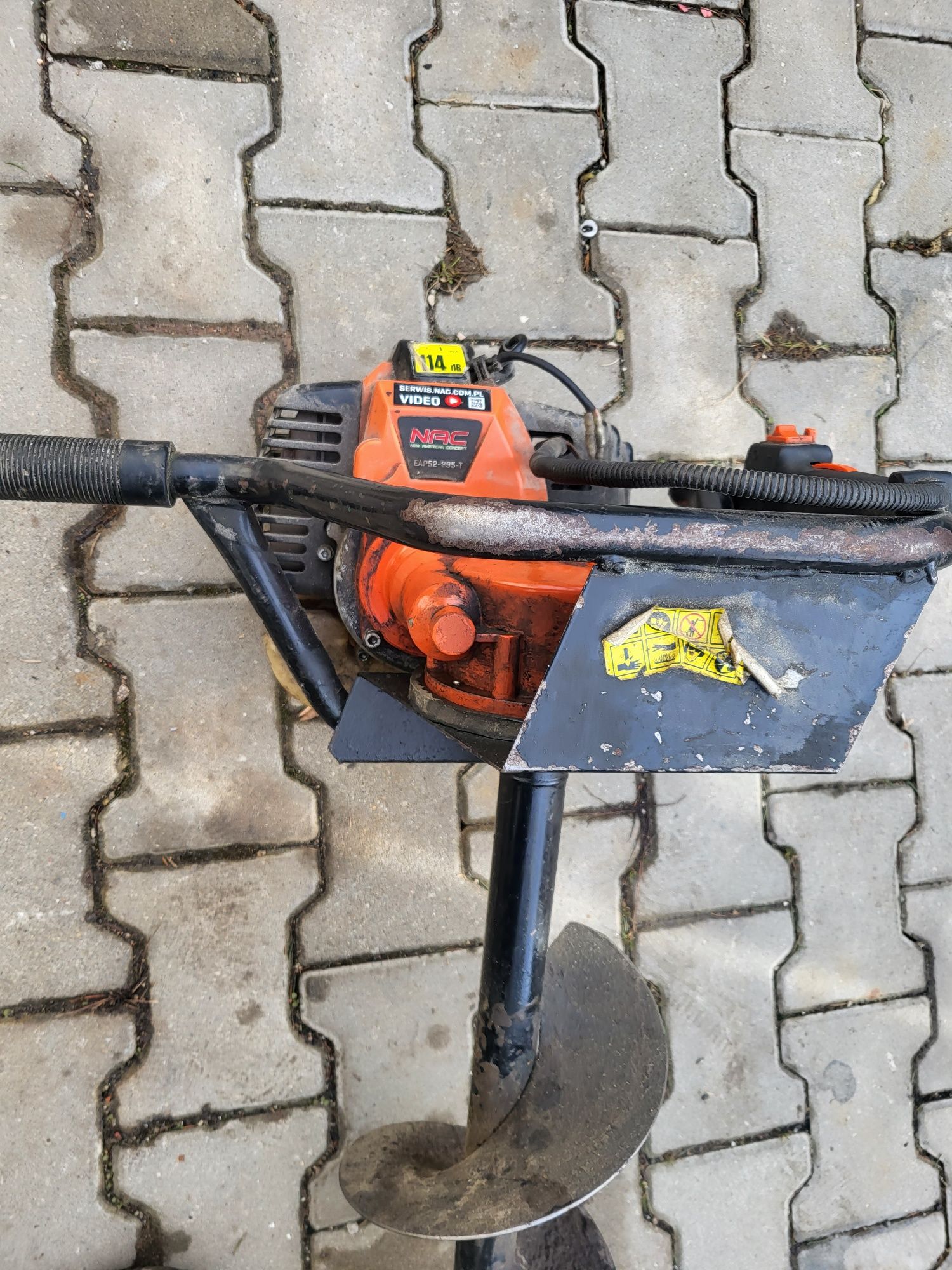 Spalinowa wiertnica do ziemi słupków  eap52 nac