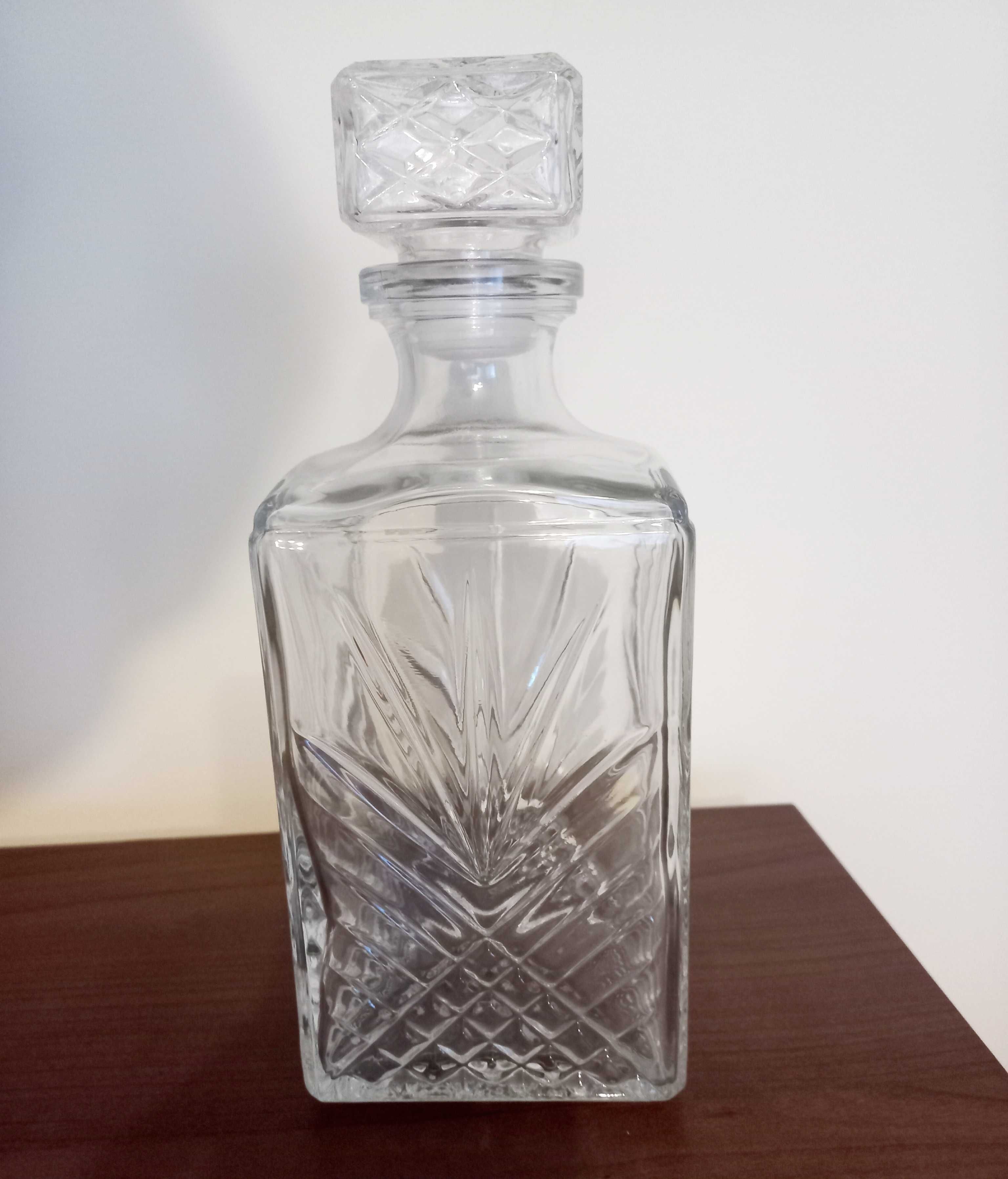 Zestaw do whiskey, karafka + 6 szklanek Bormioli Rocco