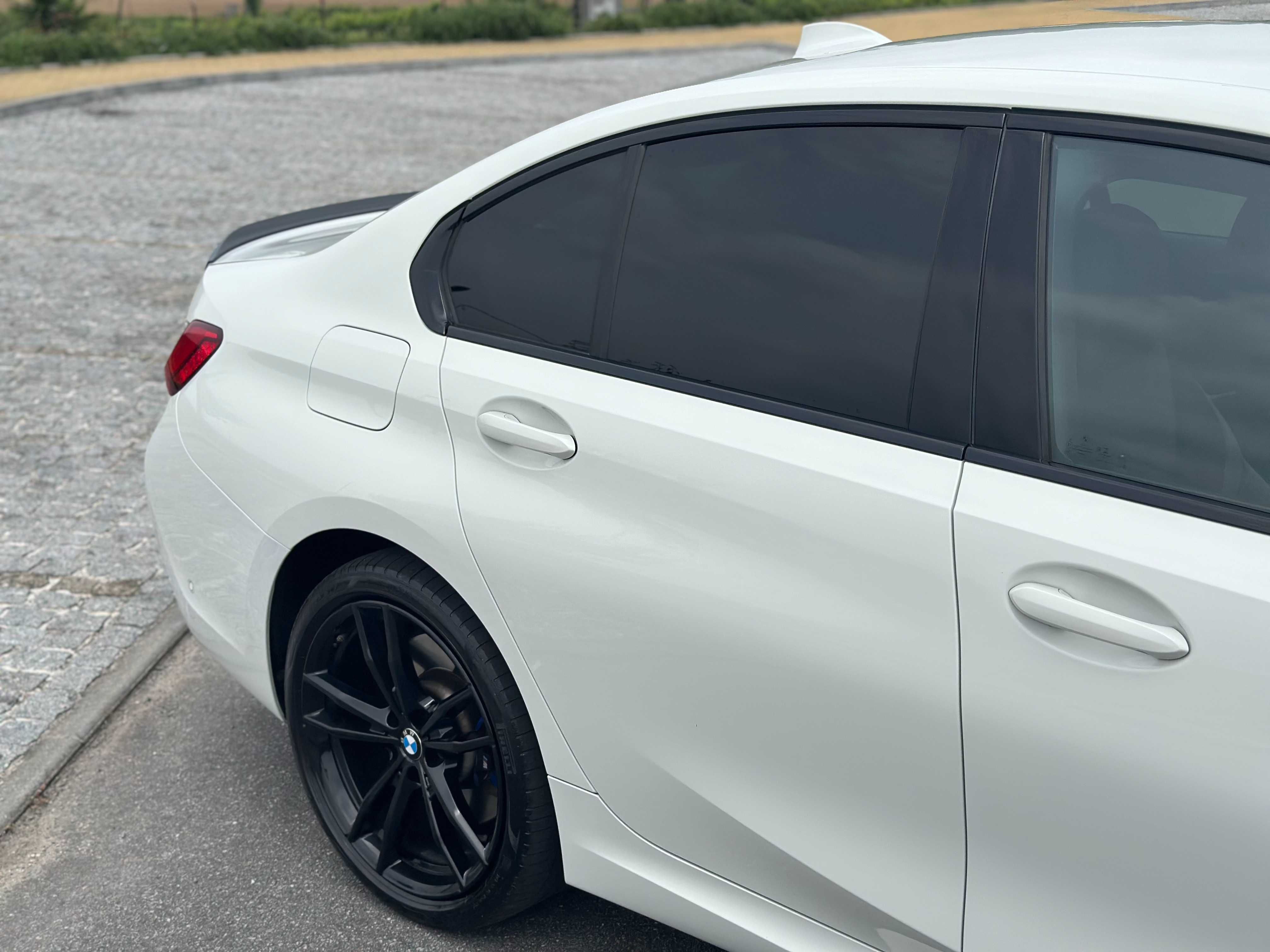 BMW 330e Pack M Auto 292cv Plug-in