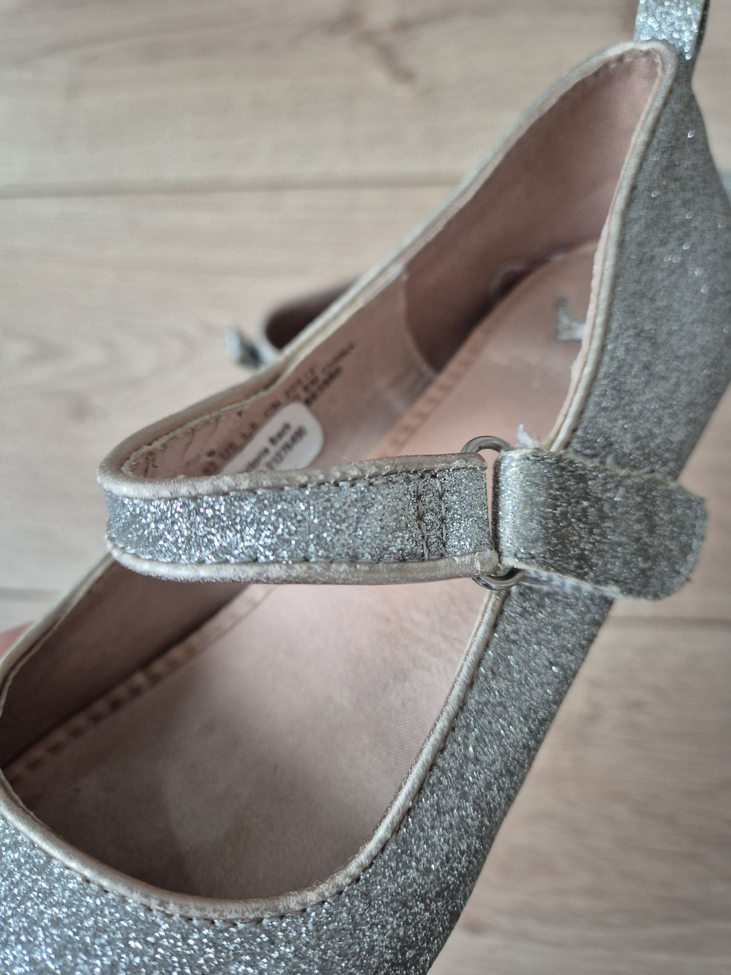 Balerinki baleriny brokatowe srebrne H&M 33 używane