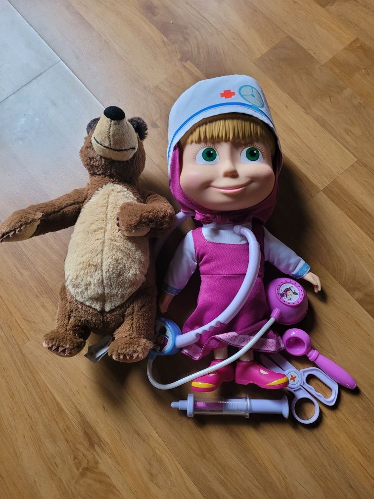 Lalka Masza i niedźwiedź,doktor,zestaw lalka+pluszak niedźwiedź,akceso