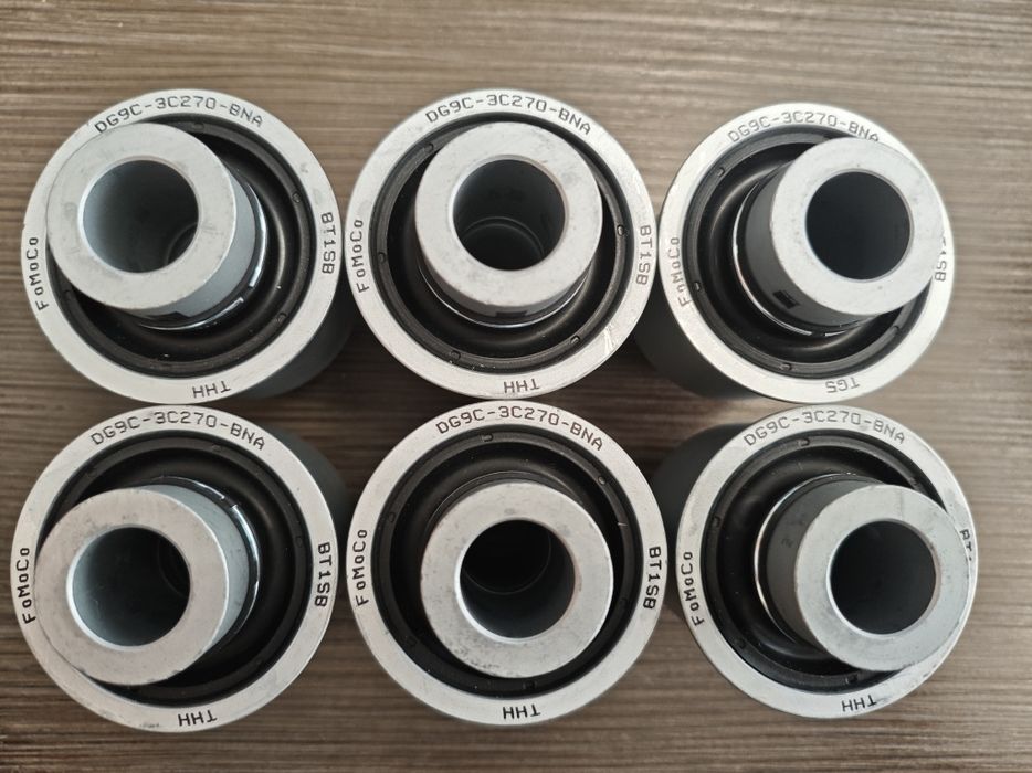 Плаваючий сайлентблок задньоного підпружинного важеля fusion mkz edge