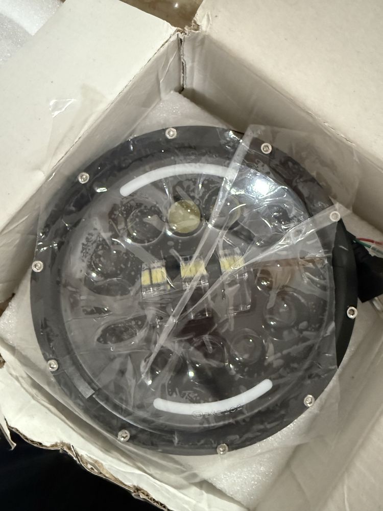 Farol LED Mota/Carro