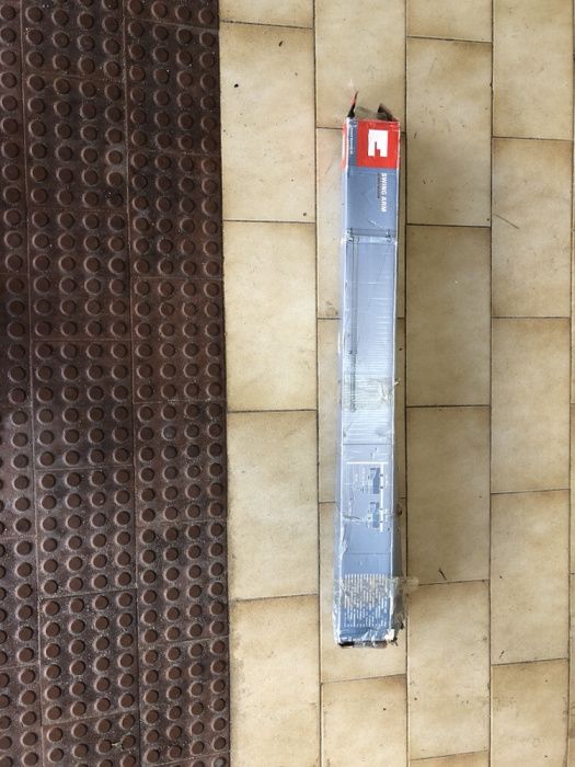 Braço oscilante para guincho