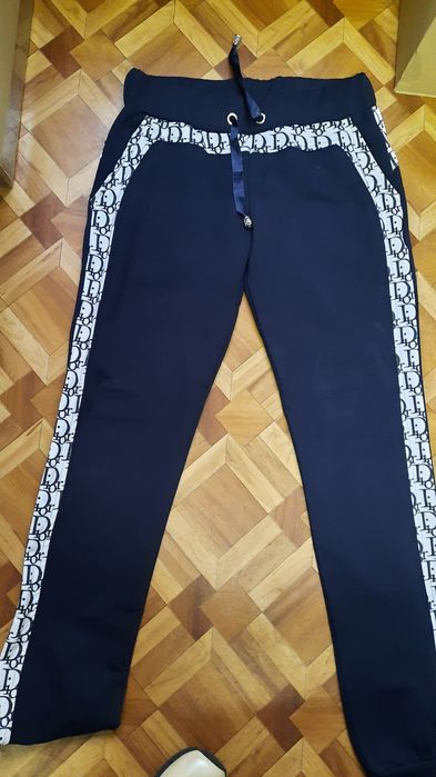 Super granatowy dres rozm. S.